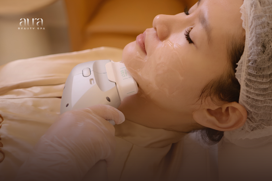 Tỉ mỉ chăm sóc, nâng cơ xóa nhăn nếp gấp khóe miệng